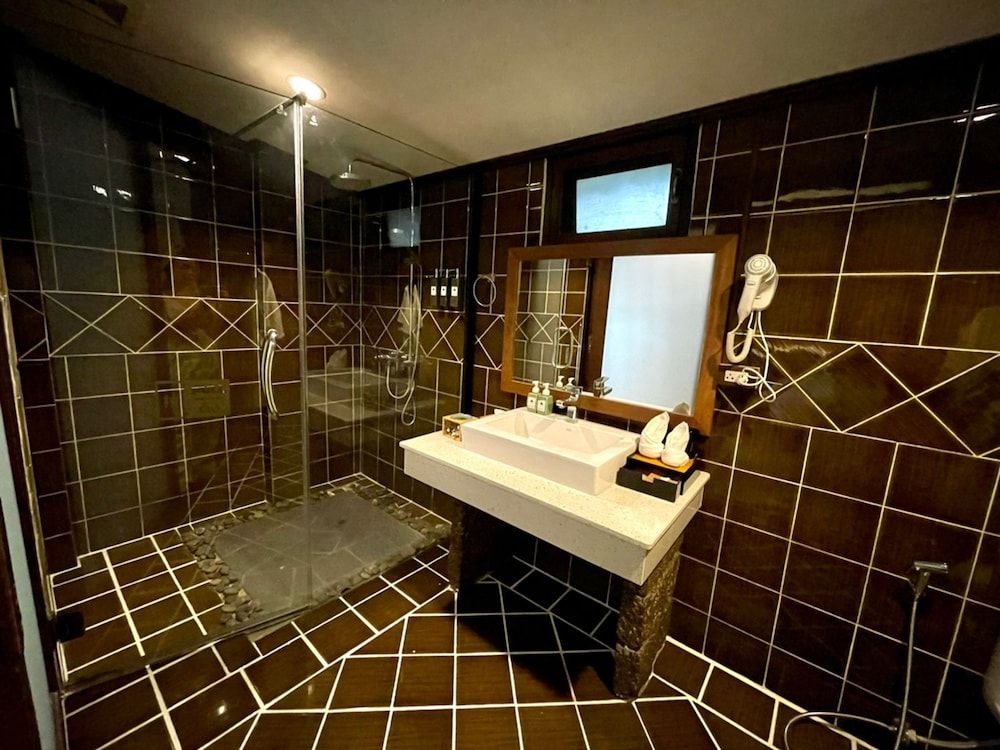 Na Mantra Resort SHA Deluxe Twin Room 8