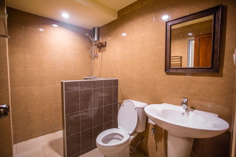 undefined Prince Hotel Chiang Mai 9