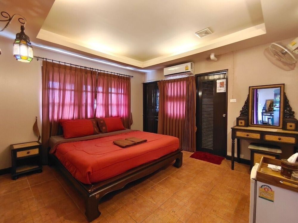 Wualai Boutique by Lanna Oriental Basic Double Room 3