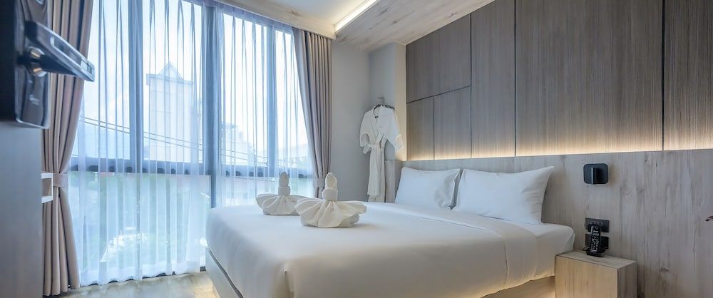 undefined Le Bis Hotel
