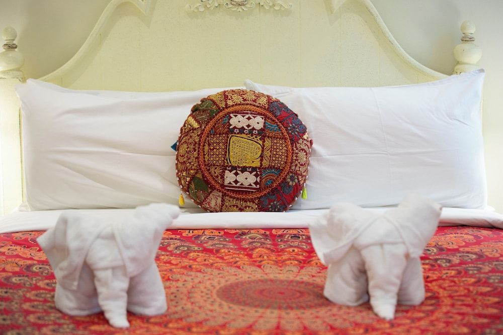 Deluxe Studio, 1 Queen Bed, Non Smoking