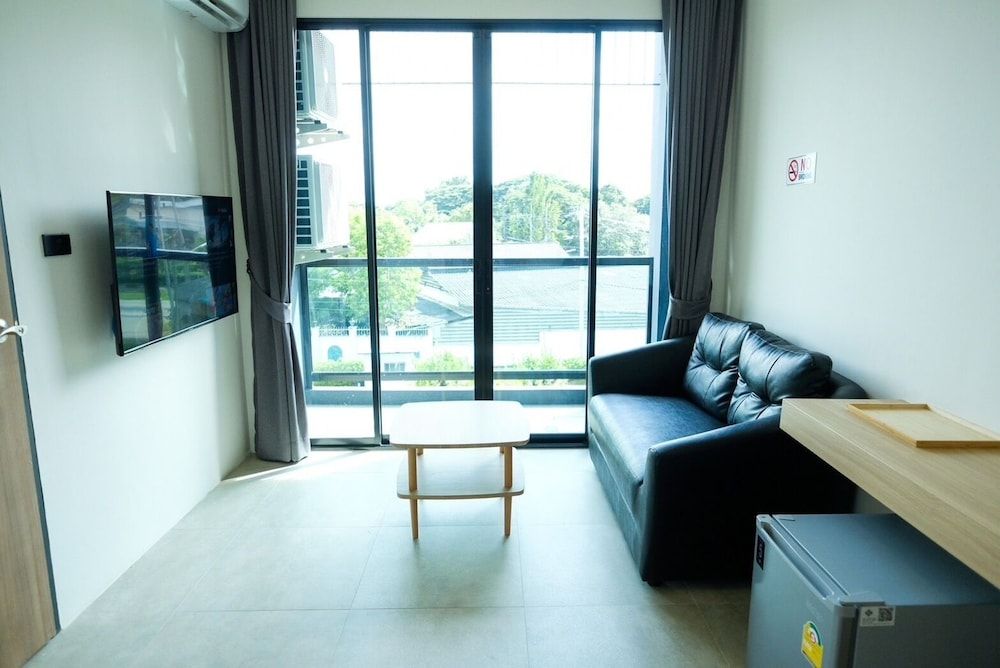 undefined Double J Hotel 4