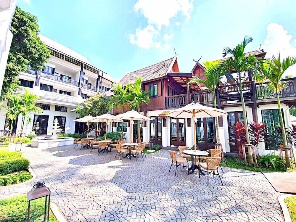 undefined Buri Sriping Riverside Resort & Spa 4