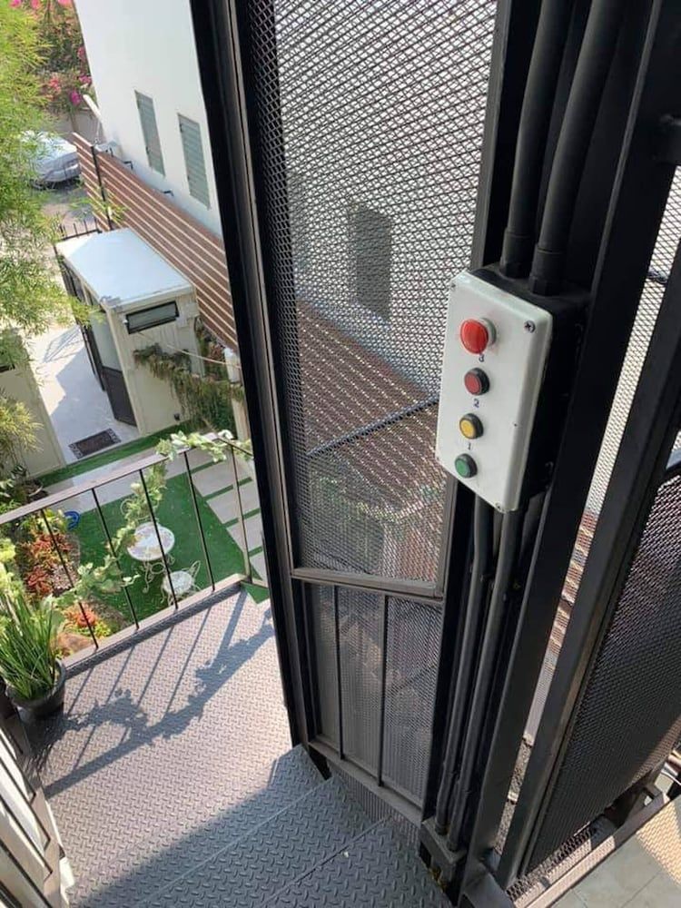 undefined Contemporary Loft in the Heart of Chiang Mai - 5 Mins From Nimman 4