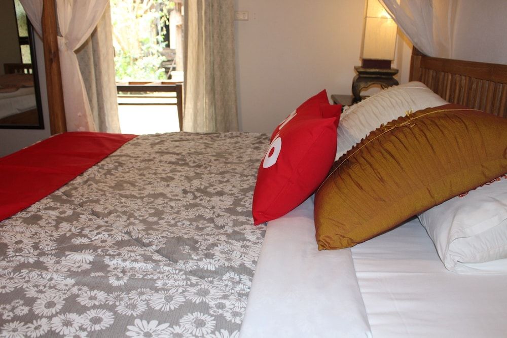 Deluxe Double Room, Pool Access