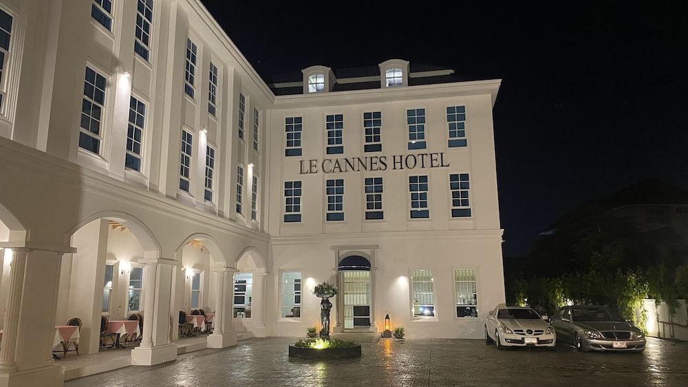 undefined Le Cannes Hotel 6