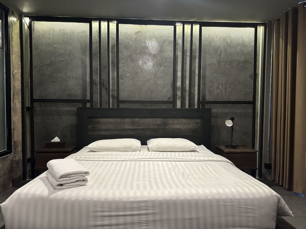 undefined Premier Hostel Chiang Mai 3