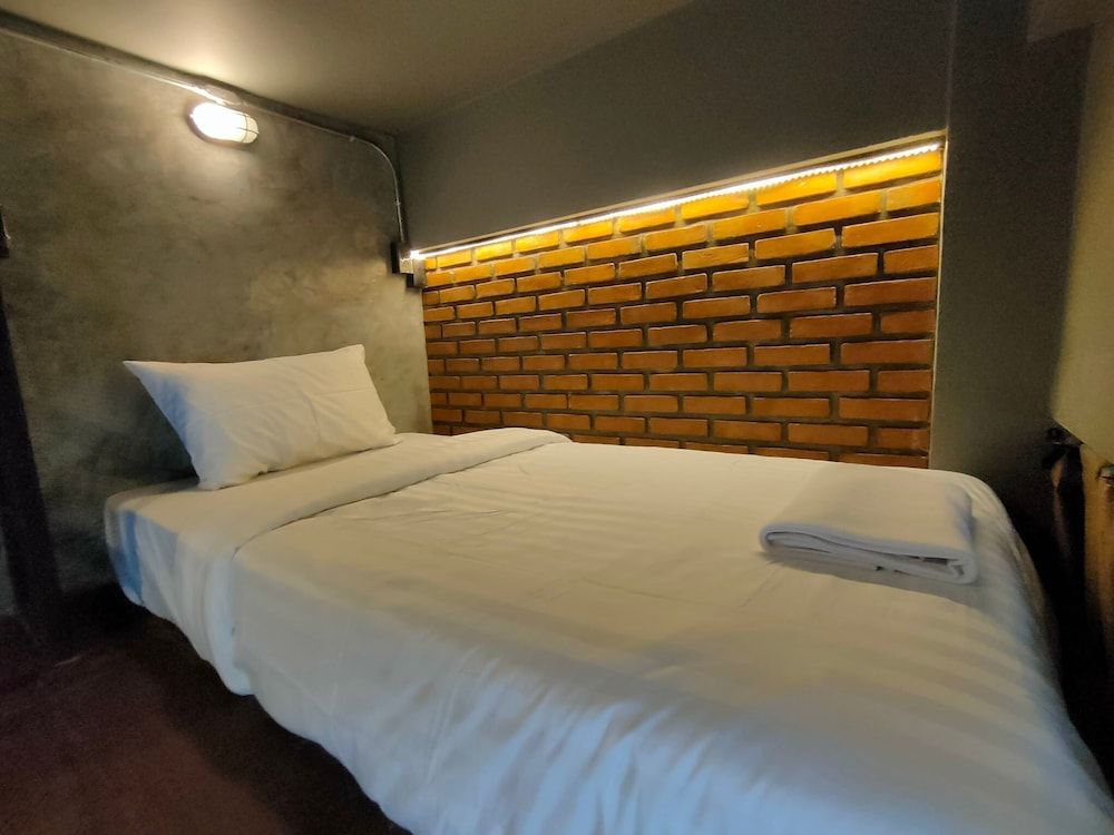 undefined Premier Hostel Chiang Mai 10