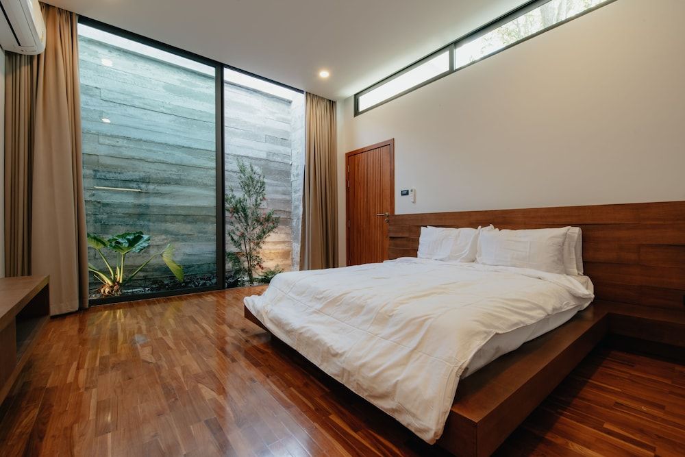 undefined H1 Pool villa 6