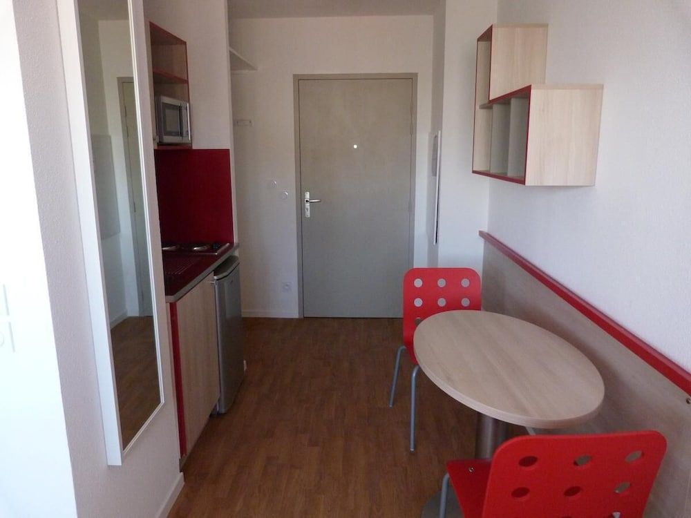 Studilodge - Résidence Phileas Lodge Studio, 1 Double Bed, Non Smoking 4