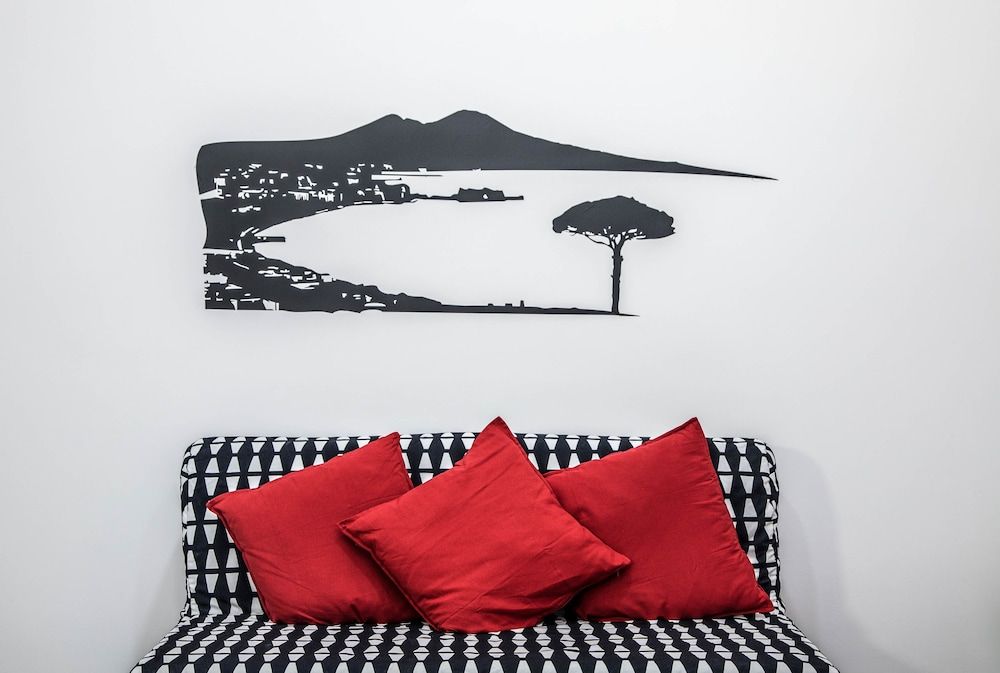 undefined San Cosmo's Flat Naples Centre 6