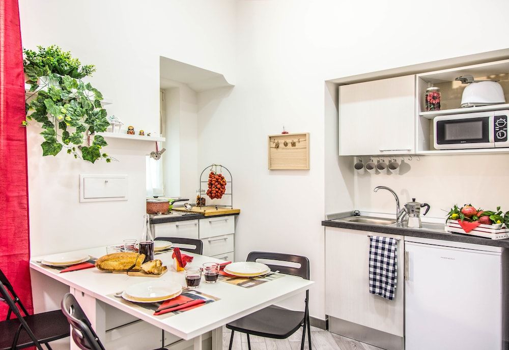 undefined San Cosmo's Flat Naples Centre 5