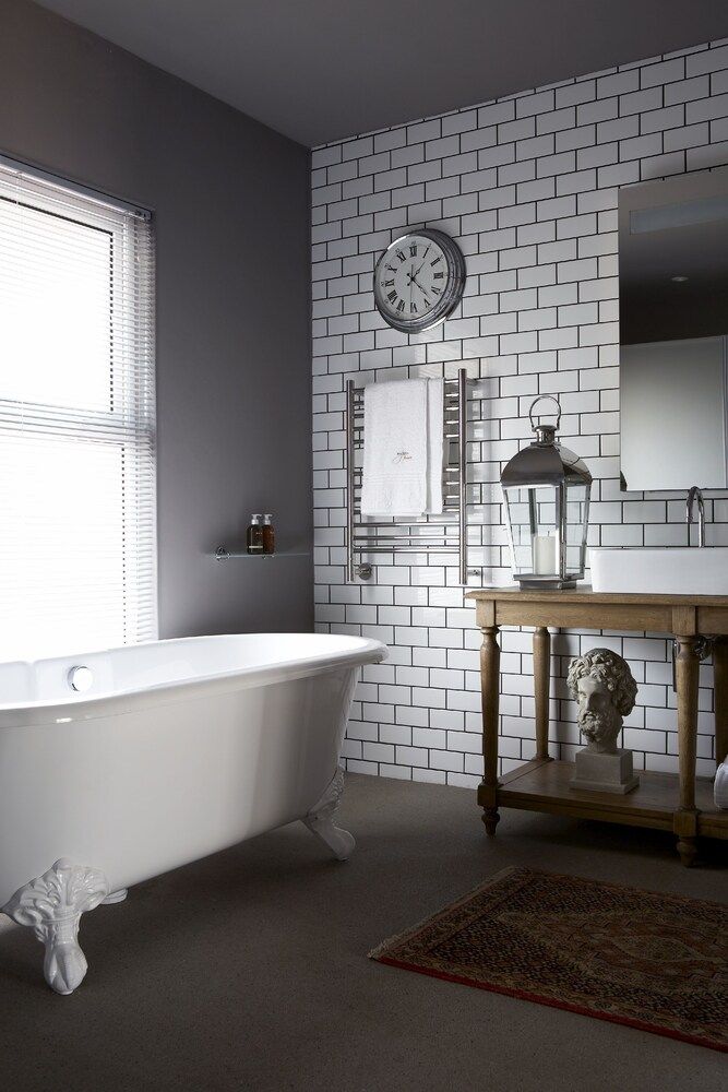 Majeka House Room, Mountain View 4