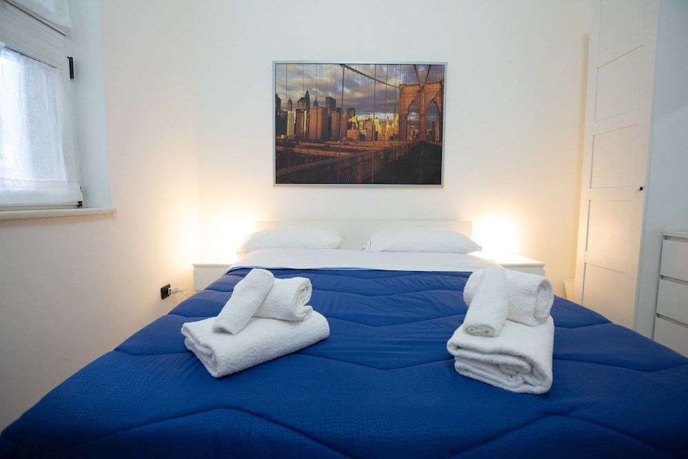 undefined V.I.P. Flat 5