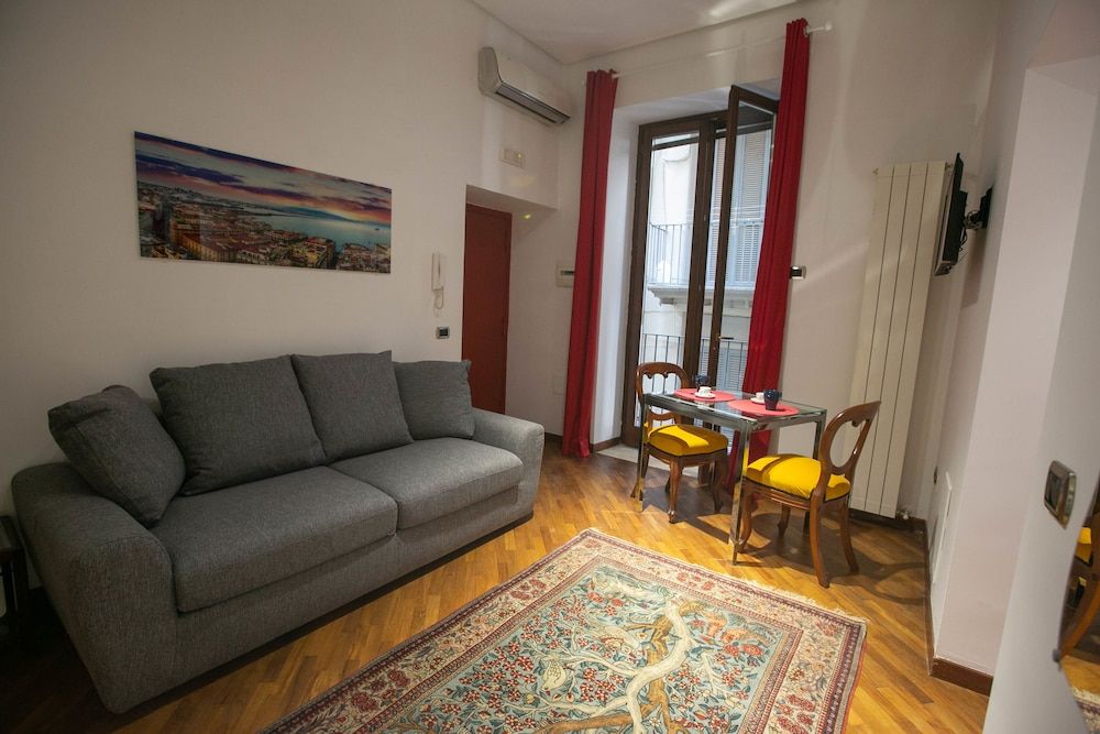 undefined Toledo Corner 3