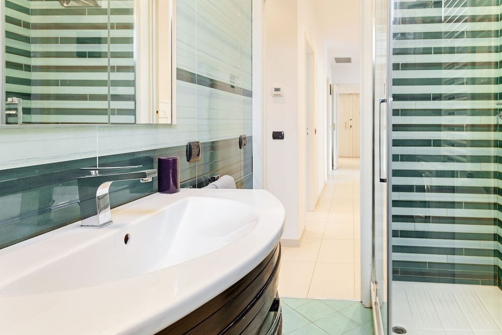 Salvator Rosa Metro Station Flat Apartment, 4 Bedrooms 14