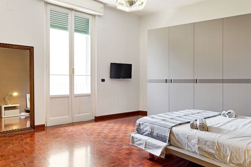 Salvator Rosa Metro Station Flat Apartment, 4 Bedrooms 6