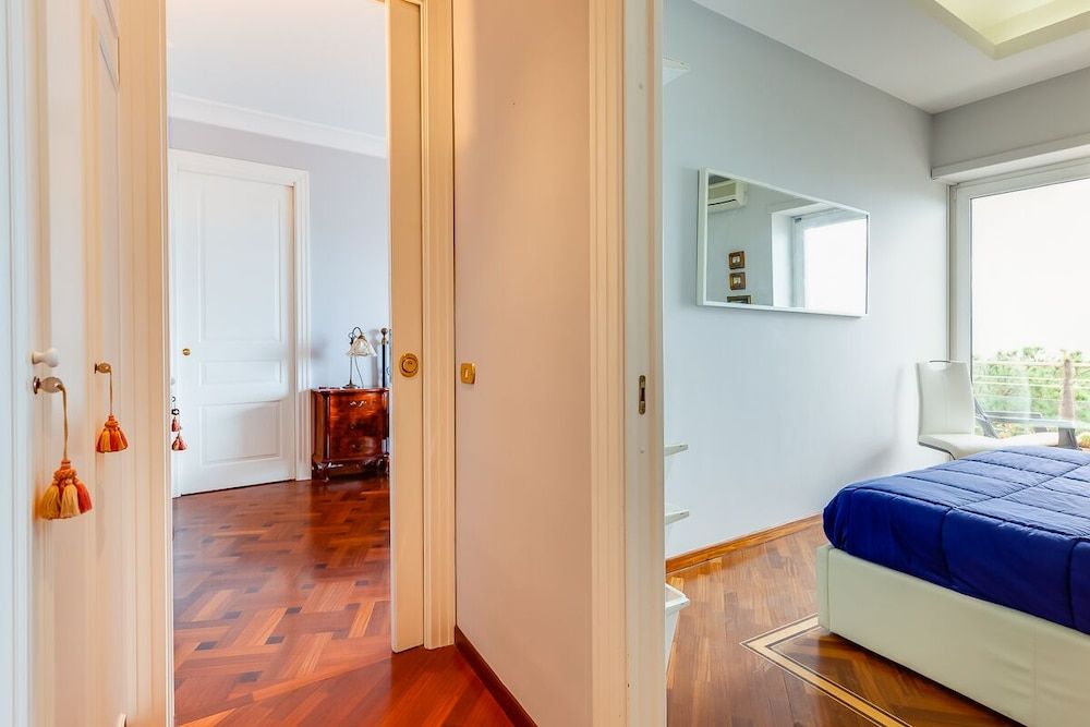 undefined Mergellina Luxury 5