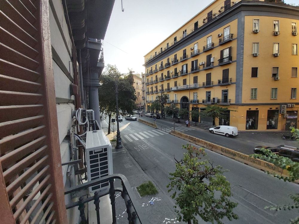 undefined Dormire a Napoli Centro Holiday House 10
