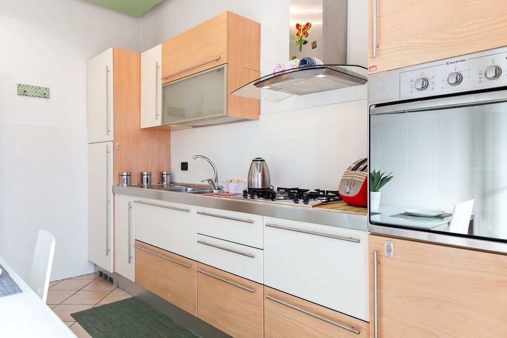 Bright flat next to the Vomero Apartment, 2 Bedrooms 10