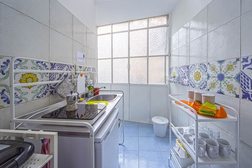 undefined Balcone su Napoli 4