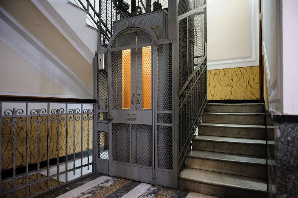 Via Aniello Falcone 72b Apartment 35