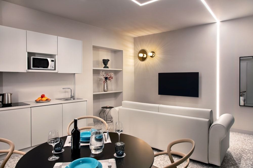 LADY ROSE Luxury Apartment 9