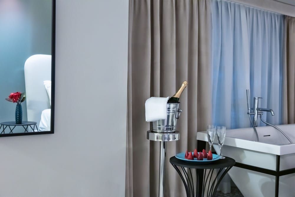 LADY ROSE Luxury Apartment 6