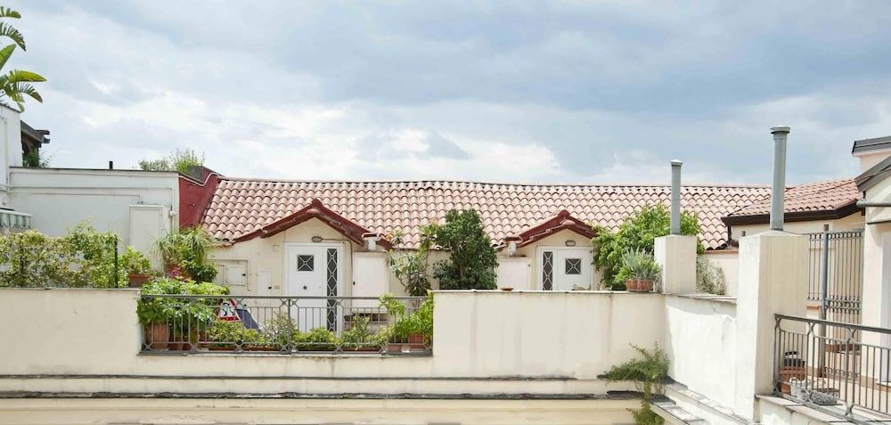 undefined Napul Morelli Rooftop 7 4