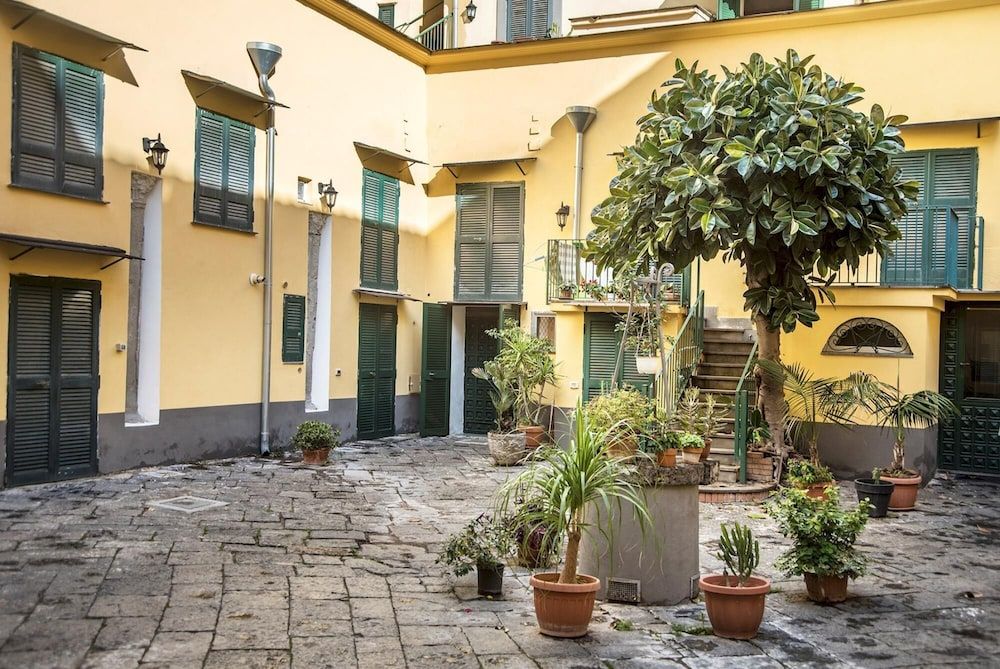 undefined The Rock Apartment in Napoli 8