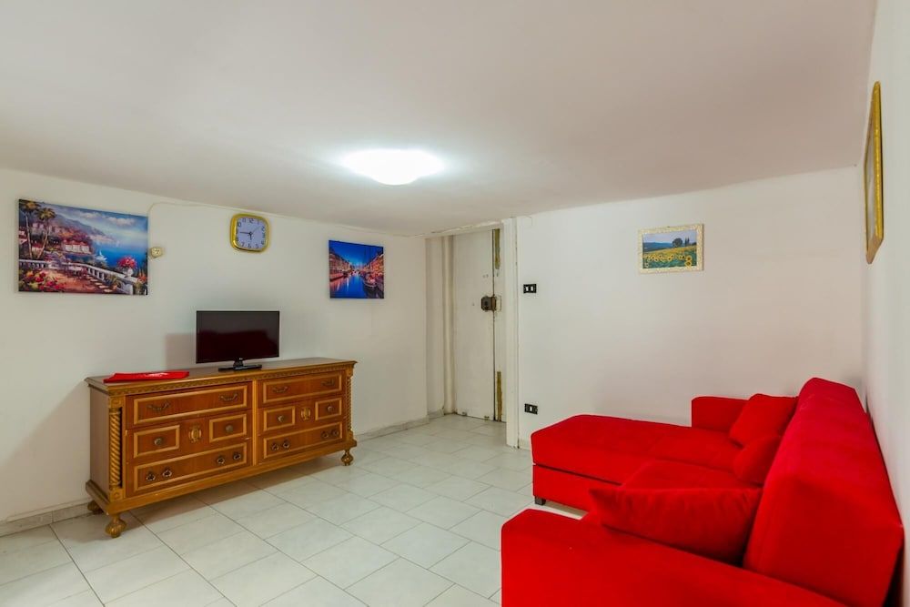 undefined Cirillo 60 in Napoli 3