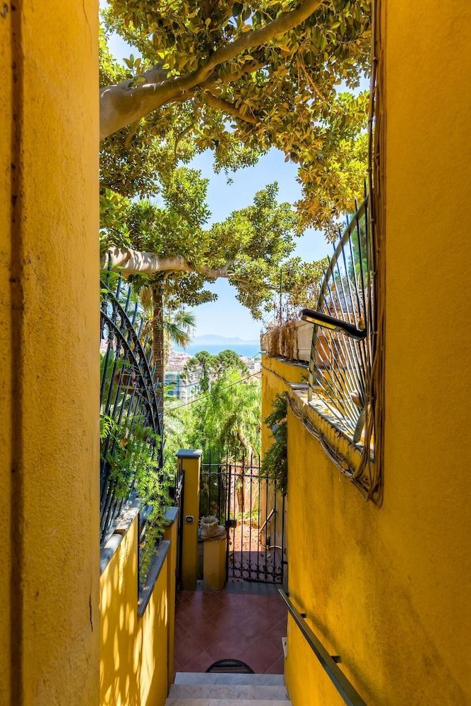 Giardino Margherita by Napoliapartmetns Apartment 26