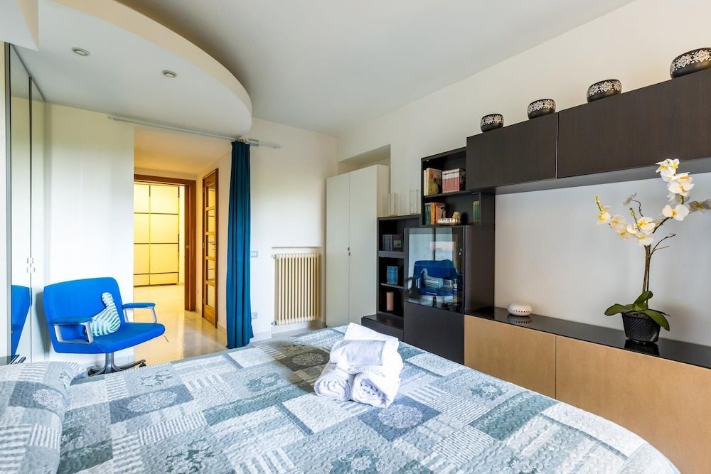 undefined Giardino Margherita by Napoliapartmetns 4