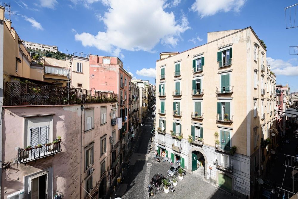 undefined Vico Lungo Teatro Nuovo 20 6