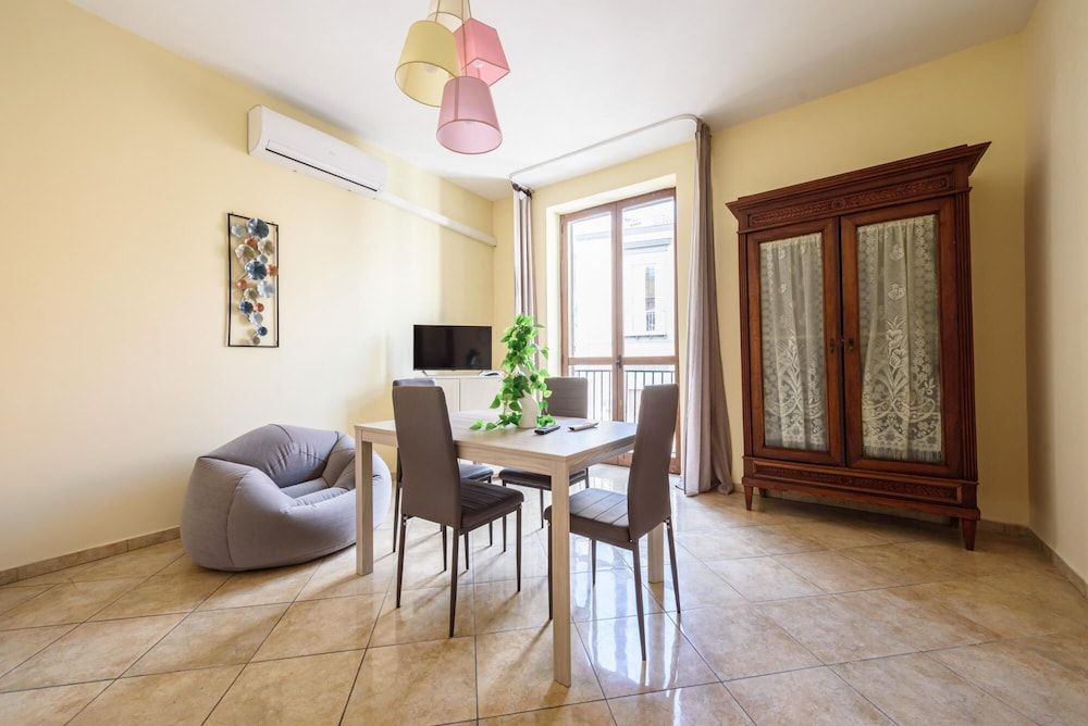 undefined Vico Lungo Teatro Nuovo 20 2