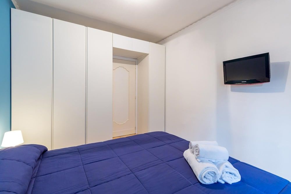 undefined Crispi 36 - Cozy Flat and Terrace by Napoliapartments 7