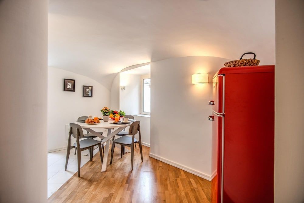 undefined Pignatelli Apartment 3