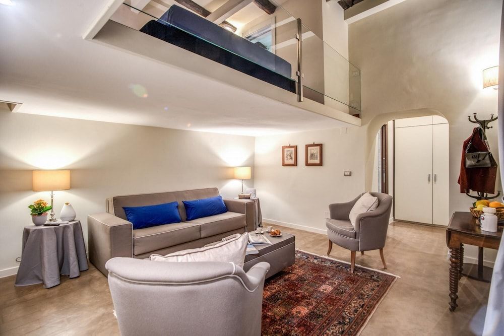 undefined Chiaia Loft in Napoli 2