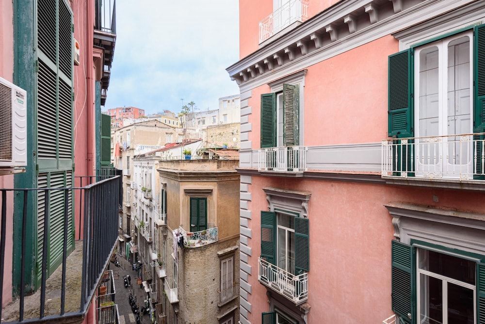 Via Avvocata 25 in Napoli Apartment 24