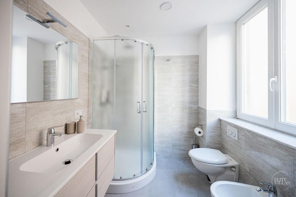 Poerio 98 Luxury Apartment Apartment 22