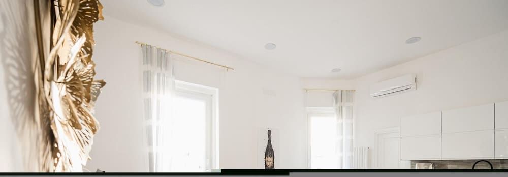 Poerio 98 Luxury Apartment Apartment 27