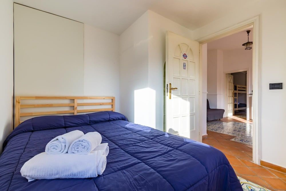 Villa Paola - Hidden Panoramic Garden and Terraces Apartment 3