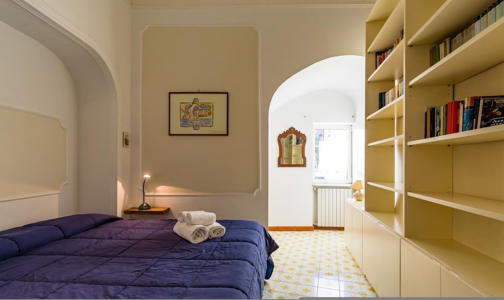 Villa Paola - Hidden Panoramic Garden and Terraces Apartment 37