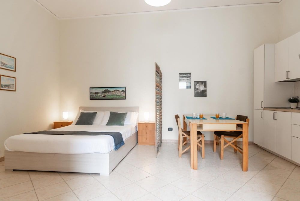 Vico Fico nel Centro di Napoli Apartment 4