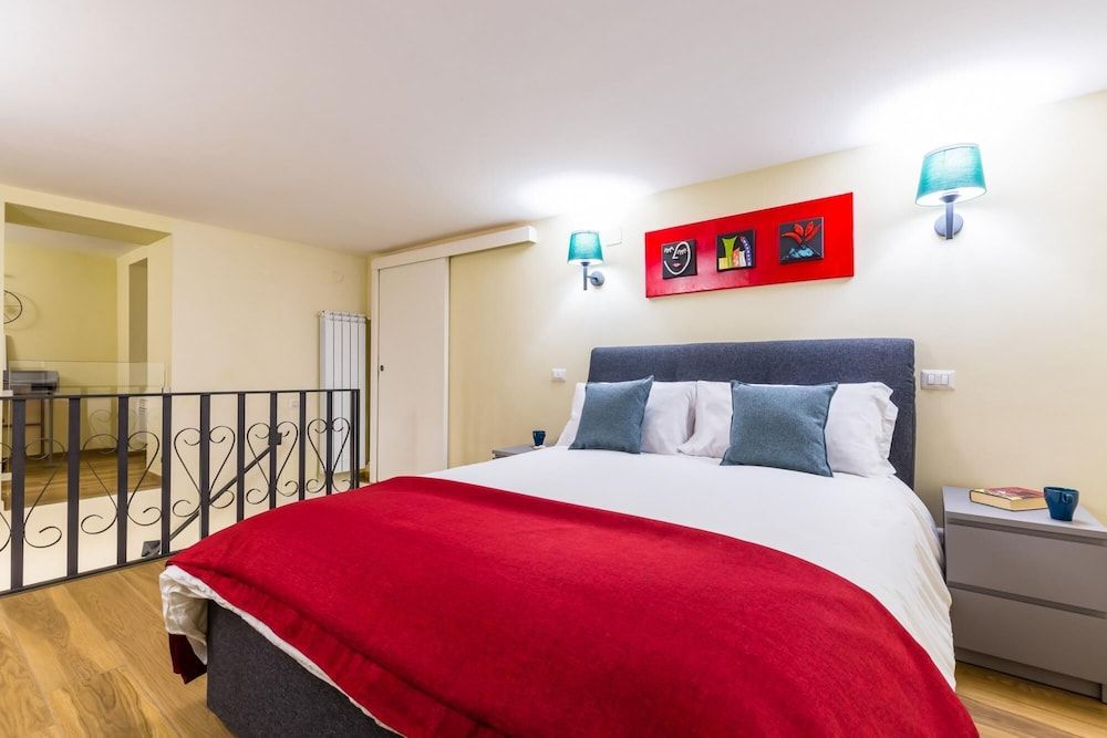 Apartment in the Heart of Nightlife by Wonderful Italy Apartment 2