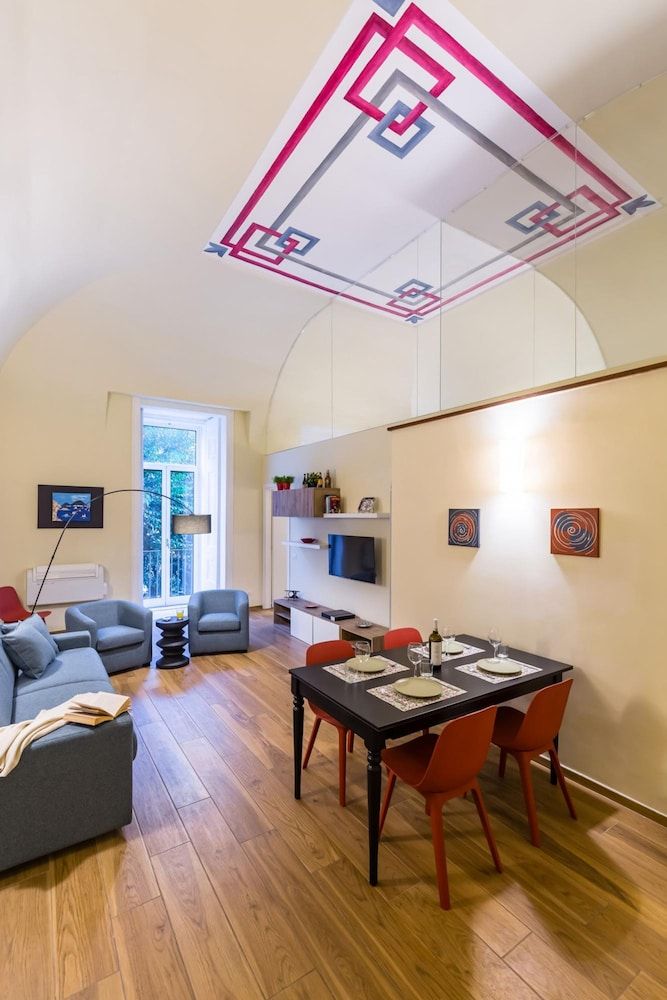 Apartment in the Heart of Nightlife by Wonderful Italy Apartment 22