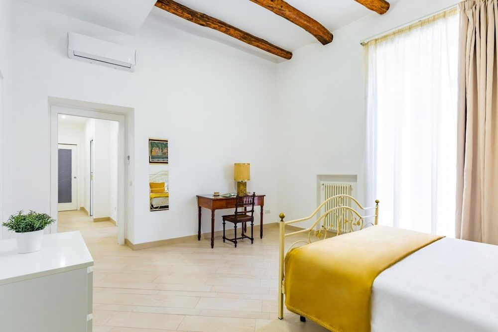 undefined Apartment With Balcony in Palazzo Diaz by Wonderful Italy 7