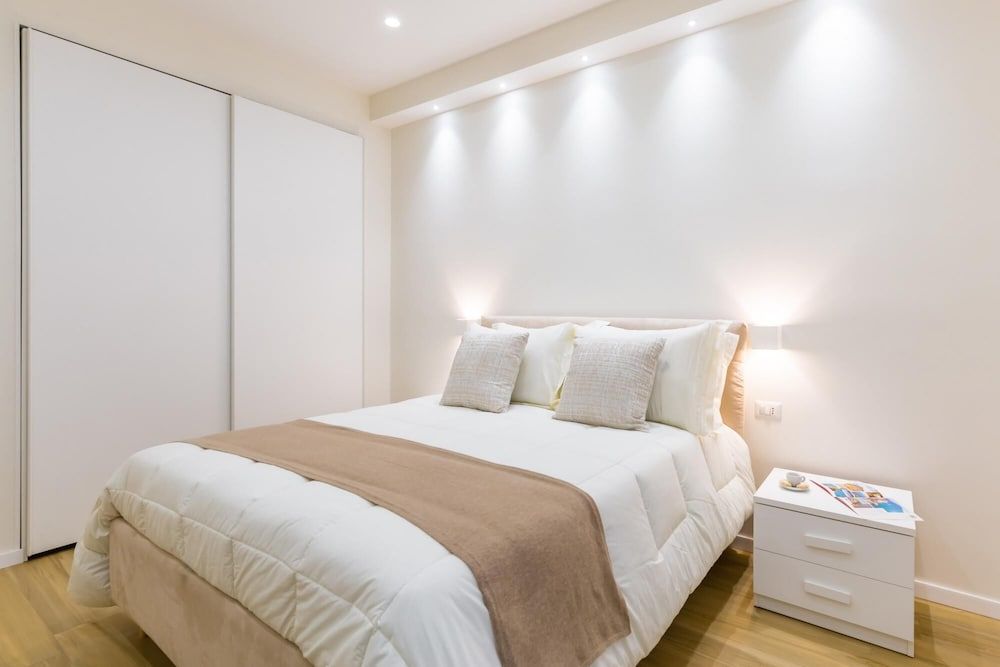 Family Style House in Naples by Wonderful Italy Apartment