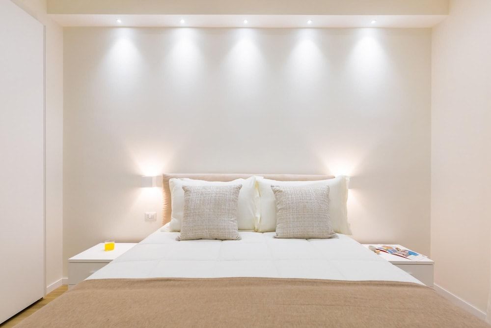 Family Style House in Naples by Wonderful Italy Apartment 2