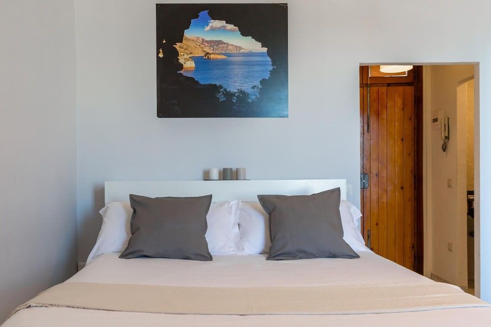 undefined Seaview Apartment in Posillipo by Wonderful Italy 3